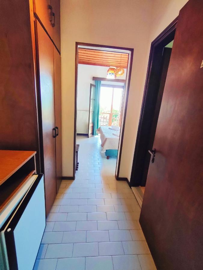 Hotel Vrionis Áyios Dhimítrios Exteriér fotografie
