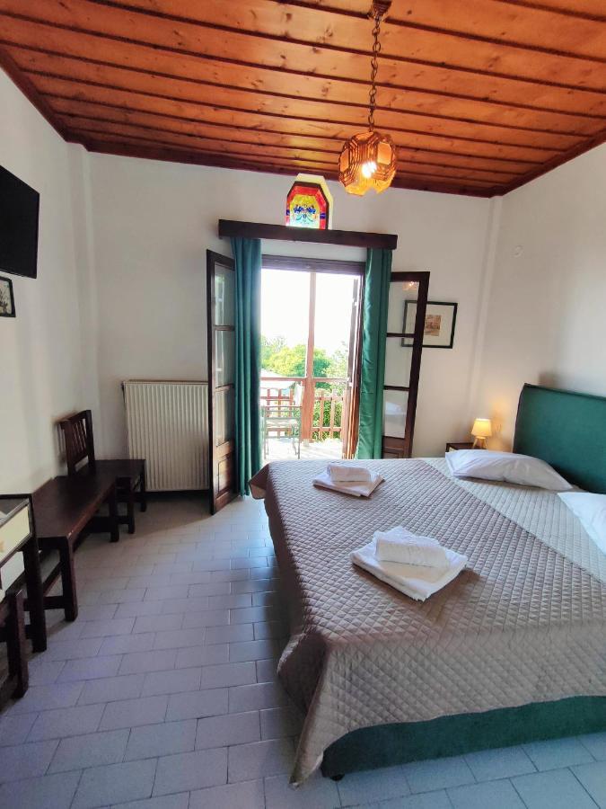 Hotel Vrionis Áyios Dhimítrios Exteriér fotografie