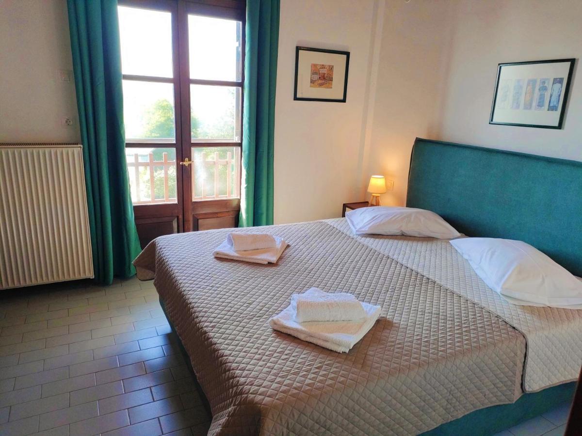 Hotel Vrionis Áyios Dhimítrios Exteriér fotografie