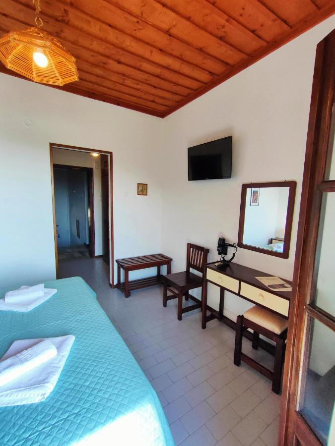 Hotel Vrionis Áyios Dhimítrios Exteriér fotografie