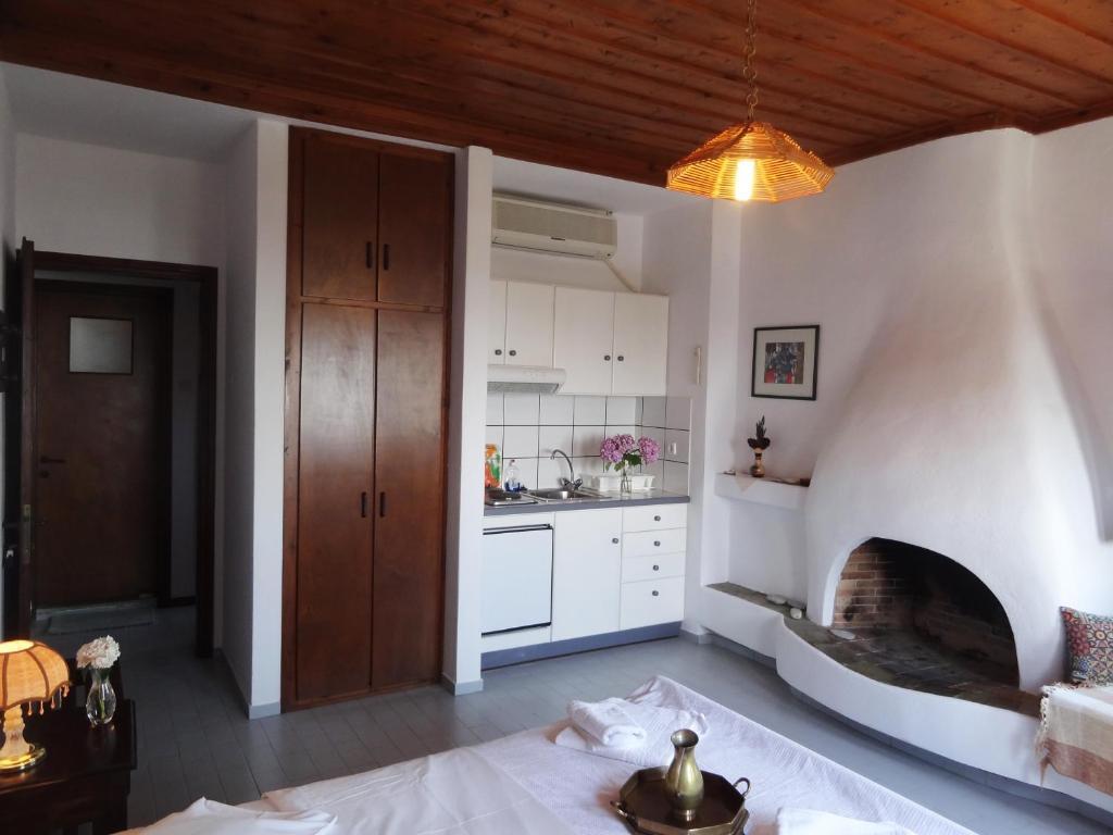Hotel Vrionis Áyios Dhimítrios Pokoj fotografie