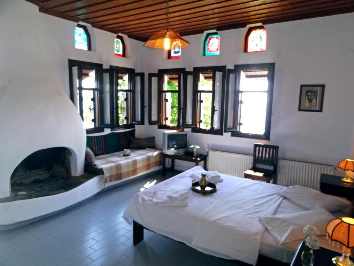Hotel Vrionis Áyios Dhimítrios Exteriér fotografie